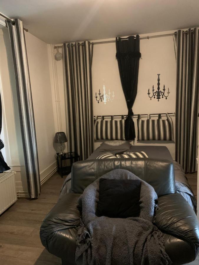 בסאנקון Appartement Au Quai 1921 מראה חיצוני תמונה